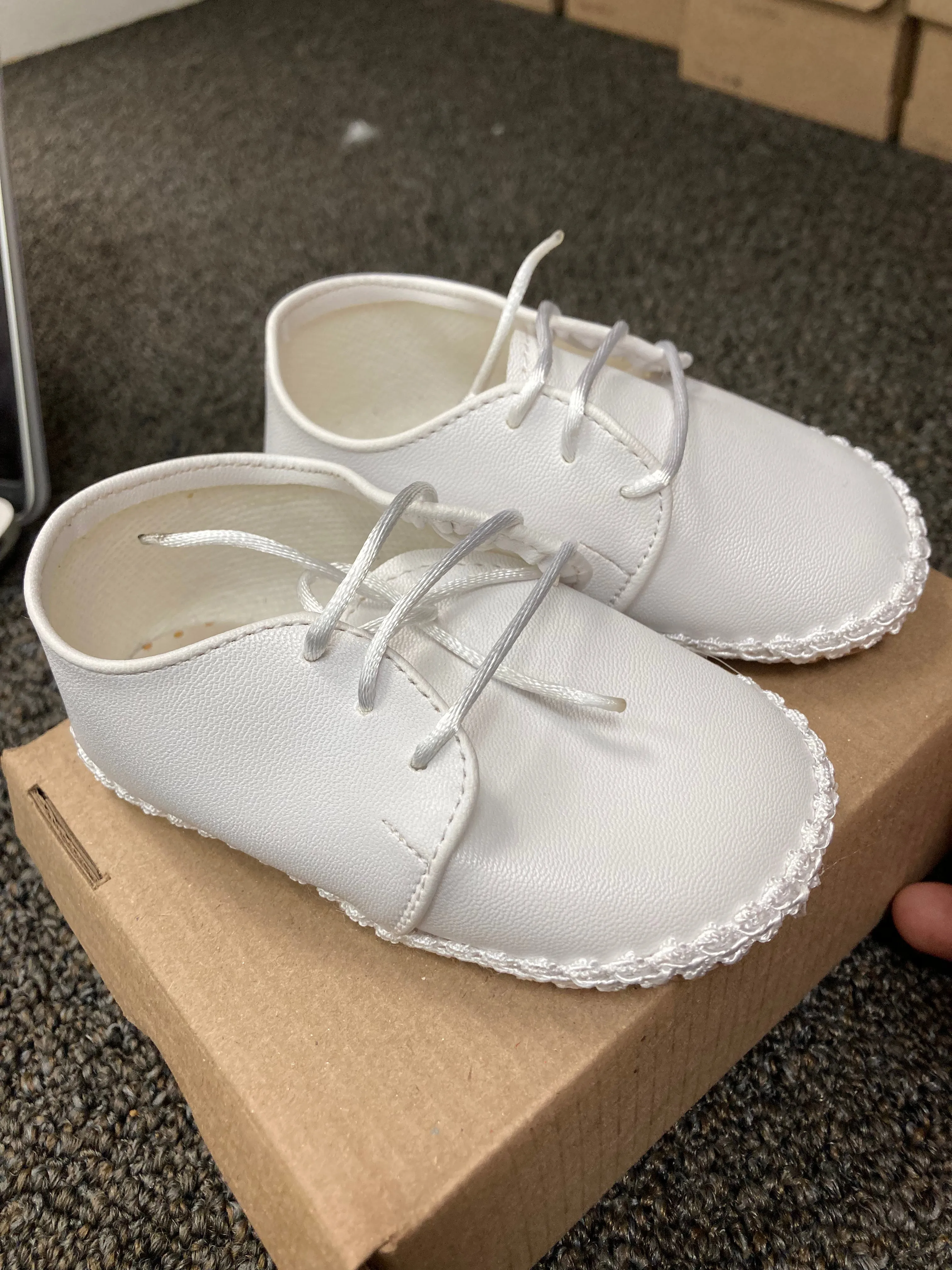 Boy White solid baptism shoe with lace