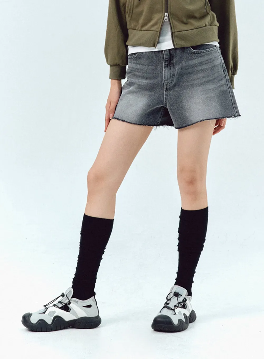 Wide Denim Shorts IG304